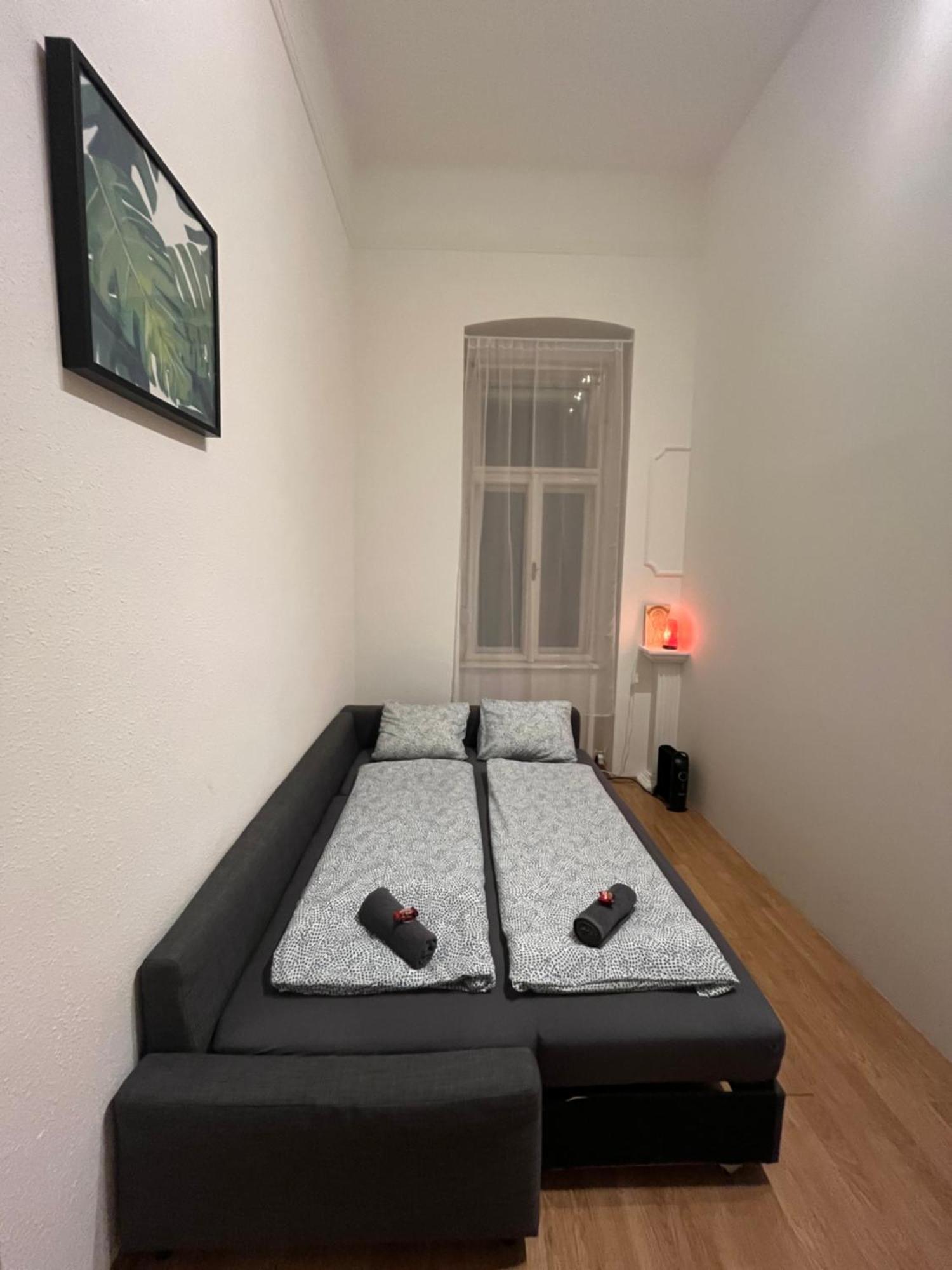 Apartman Lt 2 *